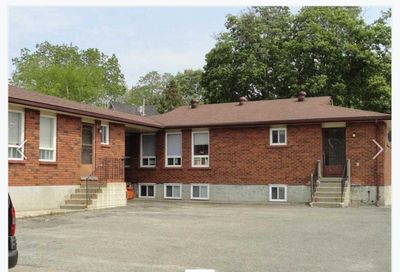 Bright and Spacious One Bedroom Apartment! Well Maintained And Clean! 24 Hrs Camera Surveillance, La...
