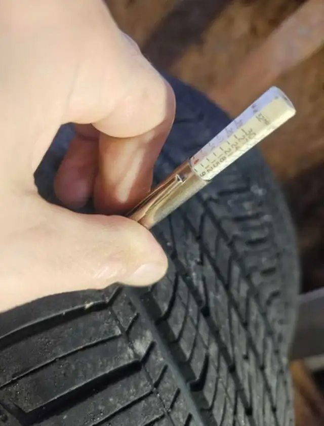 4x Like New 205/55/16 Cooper All-Season Tires w/VW 5x112s in Tires & Rims in Mississauga / Peel Region - Image 4