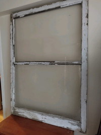 Antique window for crafting ?
