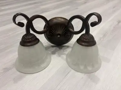 Vanity Light + 2 Bulbs, View more