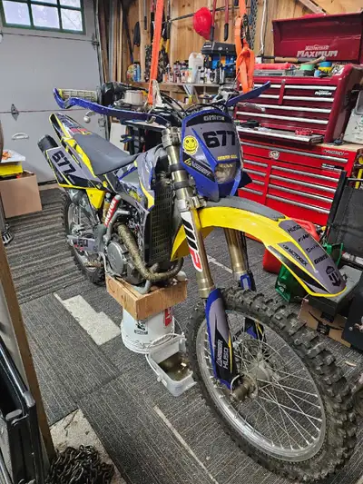 2006 Husqvarna te250 with 310 Big Bore kit , new valves and valve guides, piston and rings , gaskets...