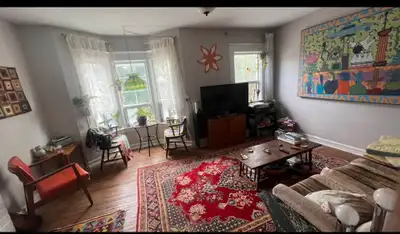 2-ROOMS for rent in 3-Bedroom Apart,HighPark/Keele/Bloor,Aug 1st