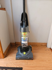BISSELL AeroSwift Compact Bagless Vacuum Cleaner