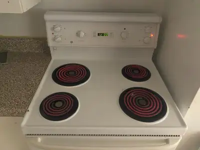 GE 30-inch White Electric Coil Stove, View more