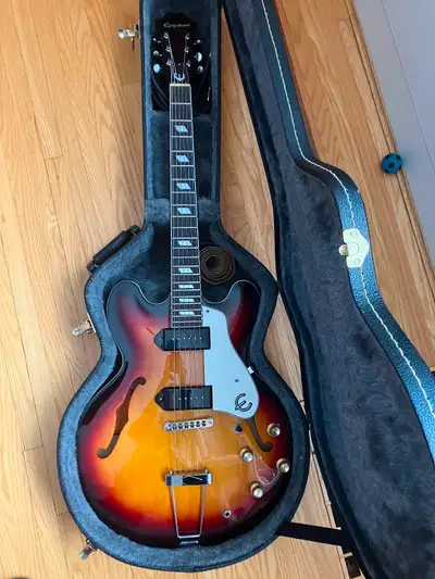 1996 made in Korea. Upgraded to Lollar Pick Ups made by renown Jason Lollar, fantastic sound. This t...