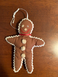 Gingerbread Man Christmas Ornament 