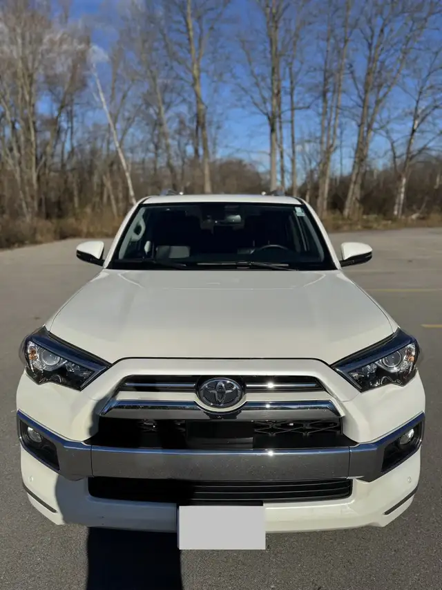 2020 Toyota 4Runner Limited – 7 Seater – Excellent Condition in Cars & Trucks in Cambridge - Image 3