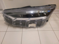 Ford Mustang March E left headlight lumiere gauche 