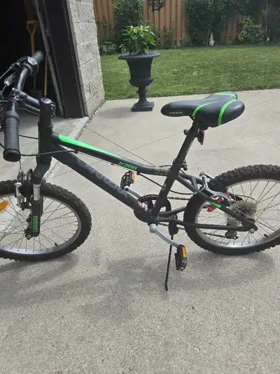Carrera kids bike, View more