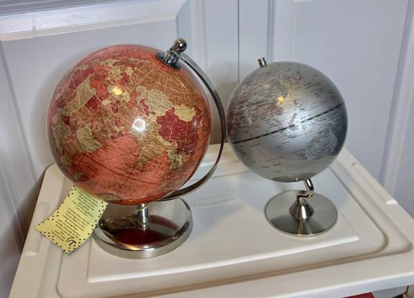 Mini Silver World Globe in Arts & Collectibles in Burnaby/New Westminster