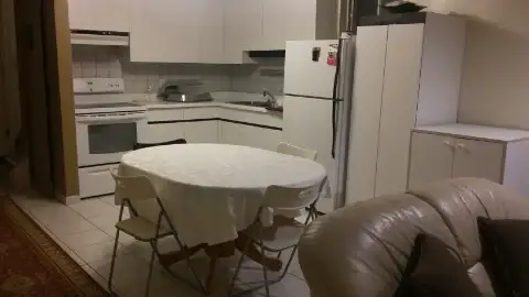 Basement Apartment for rent in Long Term Rentals in Markham / York Region - Image 8