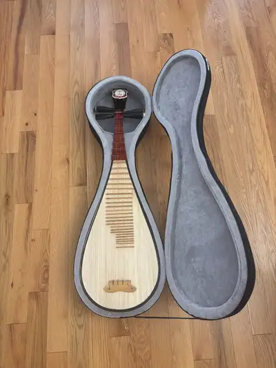 Pipa 琵琶 (Chinese Lute), View more