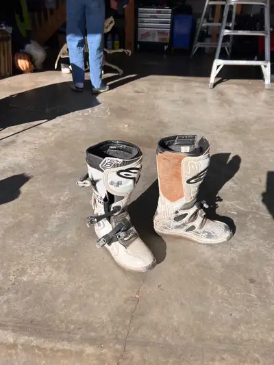 Alpine Star Tech 8 Boots Size 9