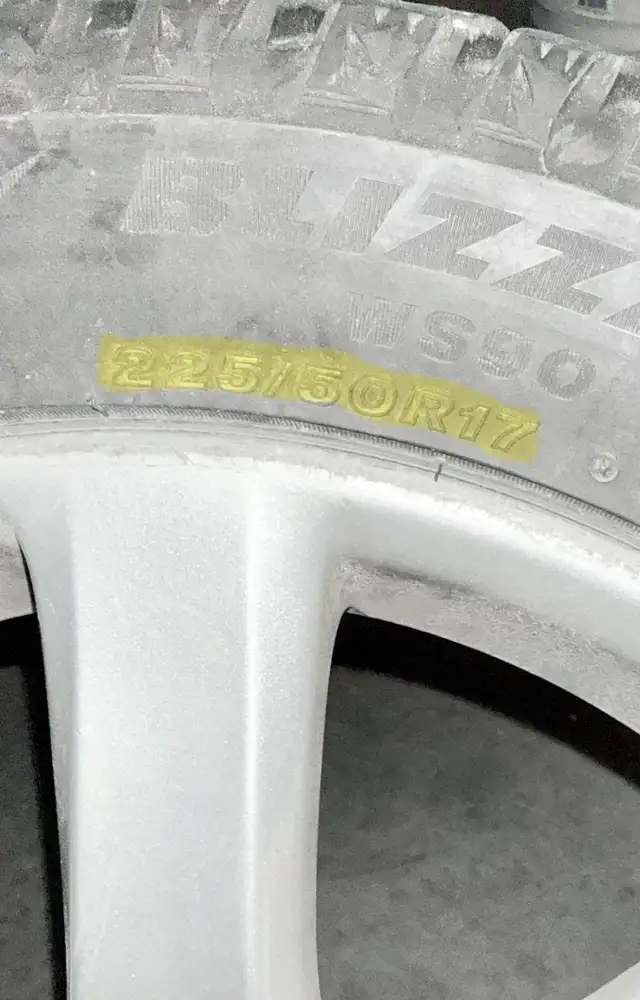 225/50 R17 Bridgestone Blizzak Winter Tires on Acura Tsx Rims in Cars & Trucks in Mississauga / Peel Region - Image 5