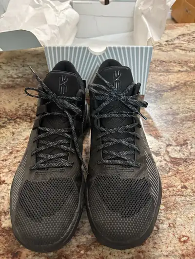 Nike Kyrie Flytrap V Basketball Shoes , View more