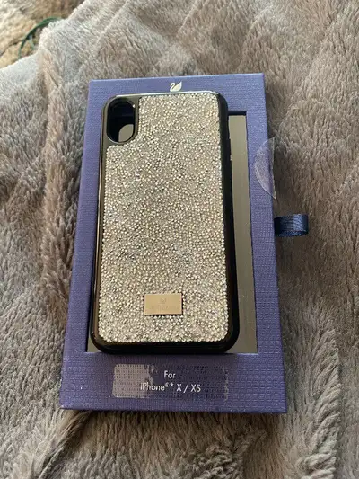 Swarovski IPhone X/ XS case Used only for 2 weeks upgraded iPhone ‘ no longer need this case $15 Ser...