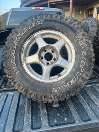 LT235/75 R15 with rims