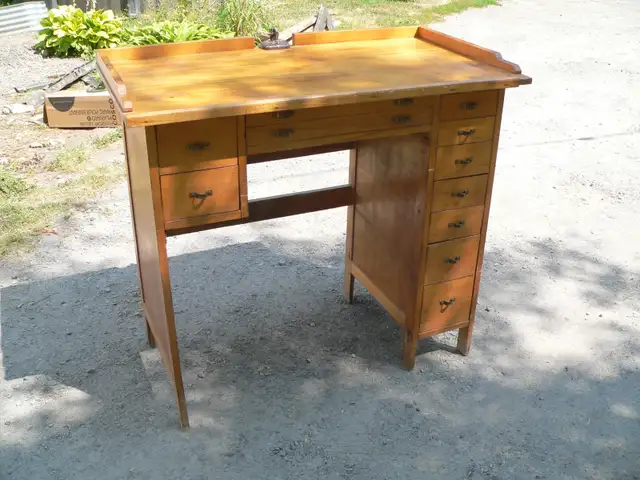 beau meuble de bijoutier antique # 13061.1 in Other in Lanaudière - Image 3