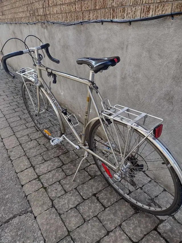 Vélo de route/ville in Road in City of Montréal - Image 3