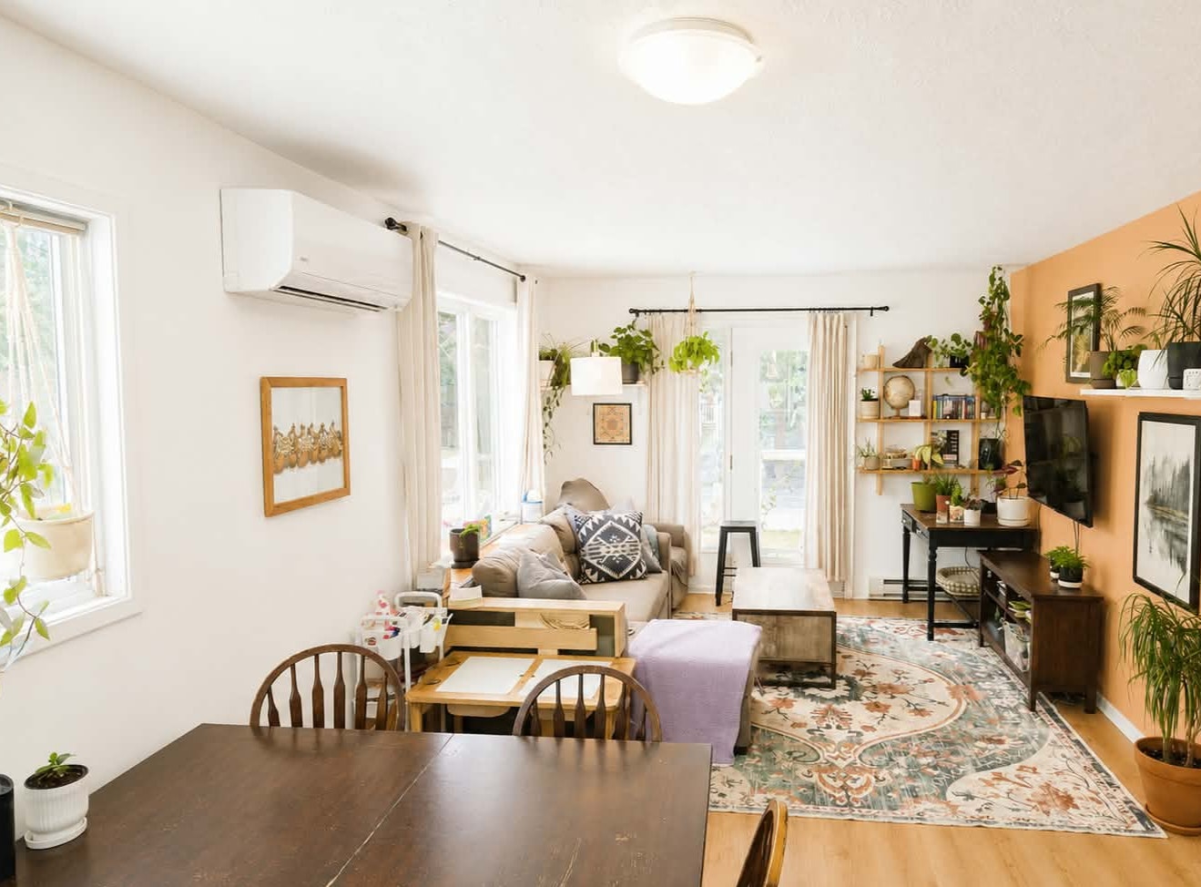 Grand 5 1/2 à louer, bas d'un duplex libre 23 août 2026 — photo 2