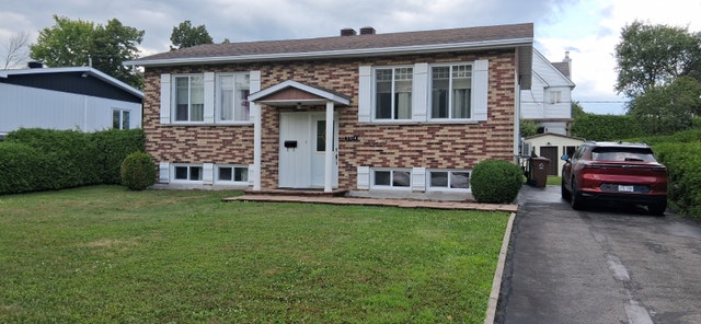 Maison à vendre à Boisbriand — photo 2