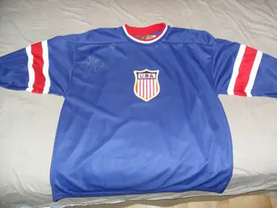 Jim Craig USA Olympic Hockey Team Jersey Signed+ Jays bobblehead, View more