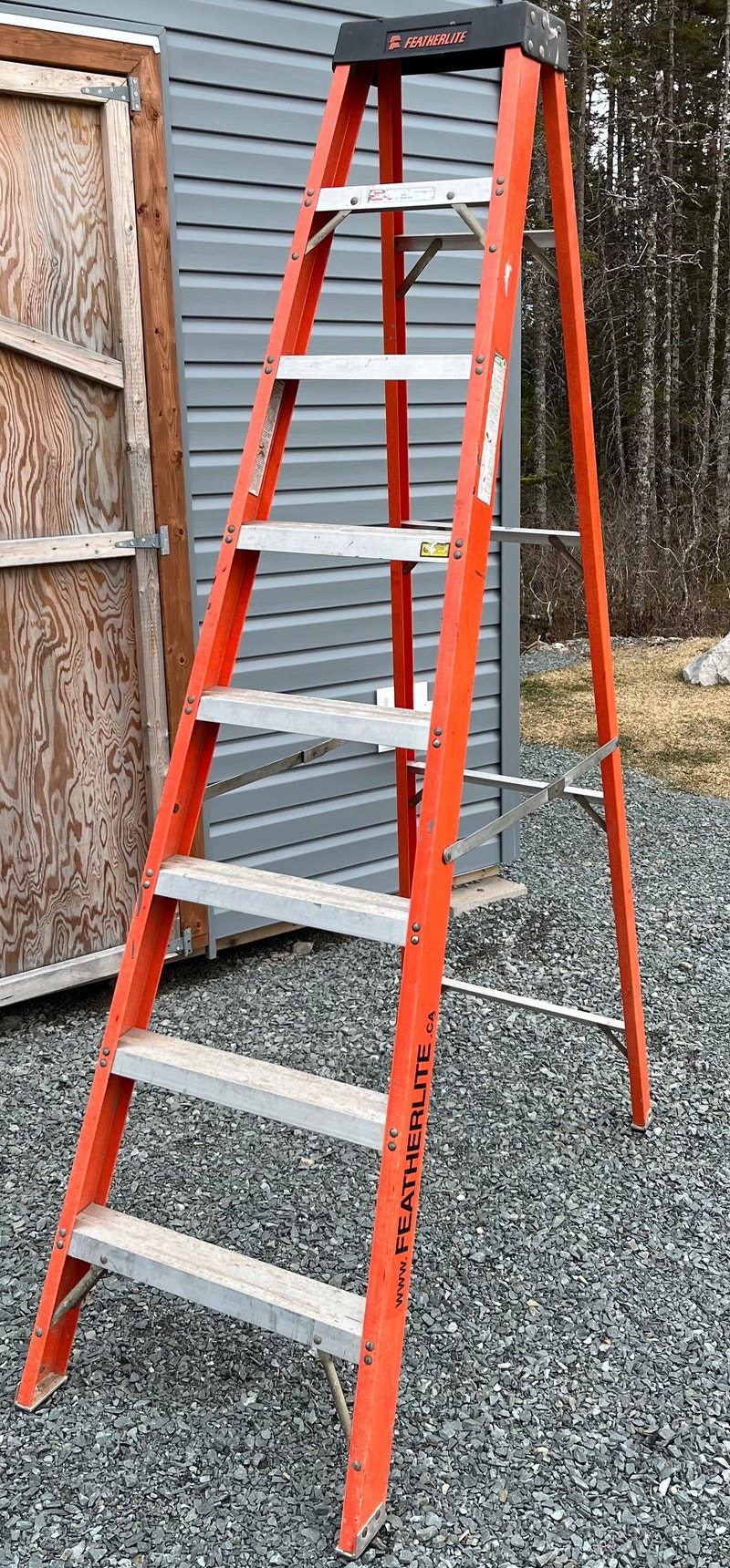 8ft Featherlite Class 1 Step Ladder Ladders & Scaffolding Cole Harbour Kijiji