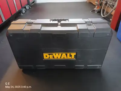 Tool Box Dewalt, View more