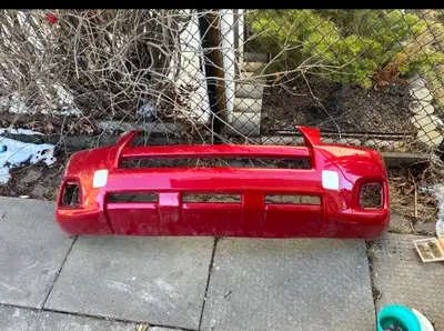Has a small crack