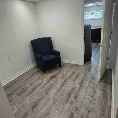 Well maintained 1 Bedroom Basement Apartment (available immediately for occupancy) in a semi-detache...