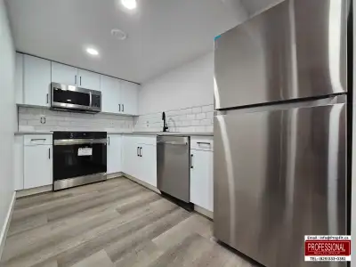 Stylish & Cozy One-Bedroom Basement Suite – Move-In Ready!