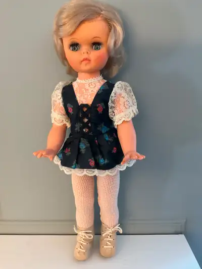 Karen Magnussen is a former Canadian and World champion figure skater. This doll was released by the...