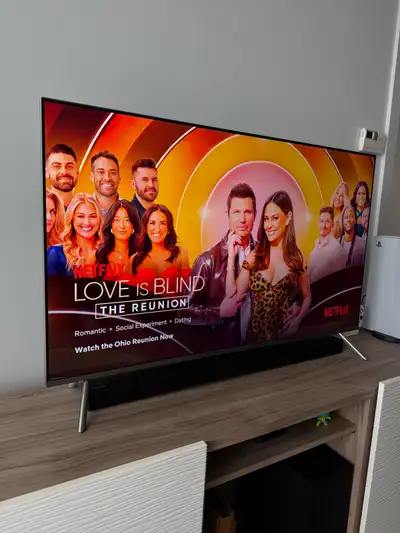 SAMSUNG LED TV 49" USED MU8000, View more