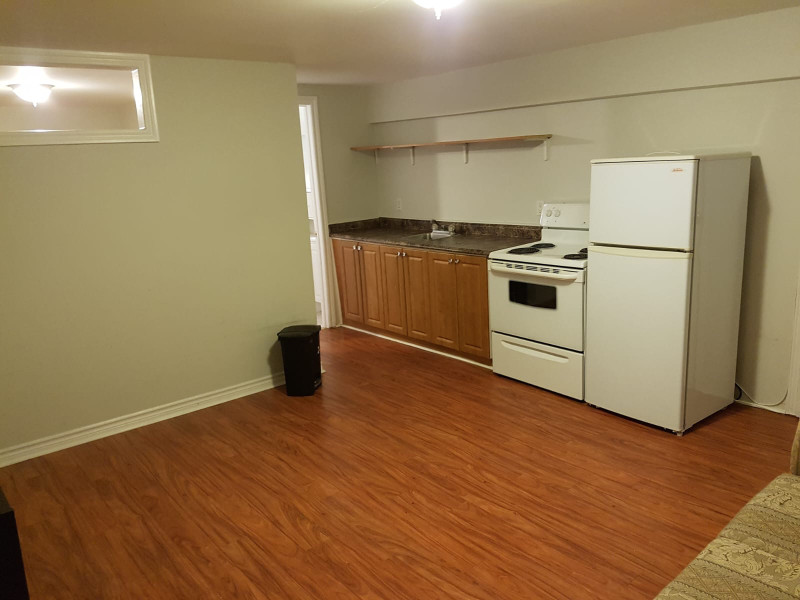 *All inclusive* 1 bedroom Inlaw basement suite Long Term Rentals