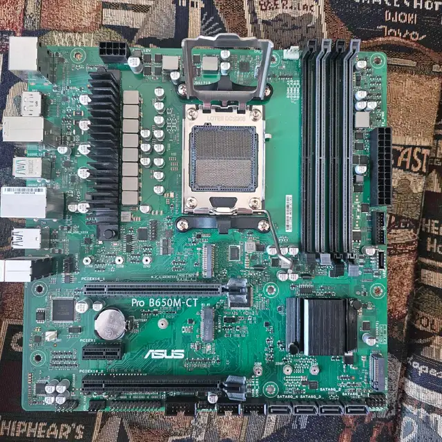 ryzen 5 7600 +Asus b650m motherboard  + ddr5 16gb in System Components in Gatineau - Image 5