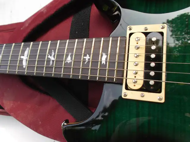 PRS Santana SE guitare in Guitars in Sherbrooke - Image 4