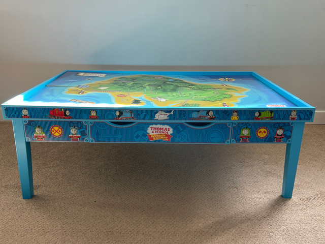 Thomas & Friends Wooden Train Table  in Toys & Games in Thunder Bay