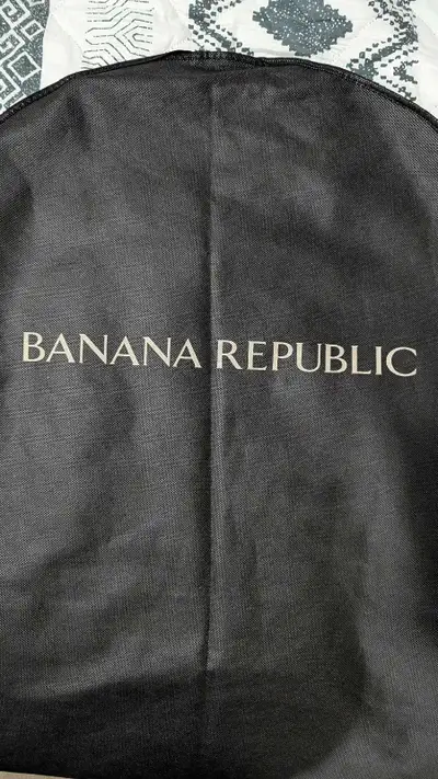 Banana Republic Black Suit. Jacket is 42R and Pants are 34/30. Mint condition, only worn twice. Come...