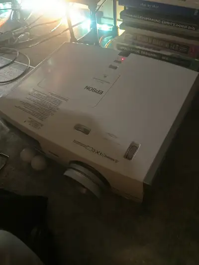 Epson Home Cinema 8345, View more