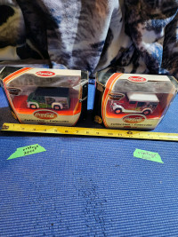 Diecast matchbox vintage 2001 Coca-Cola trucks 