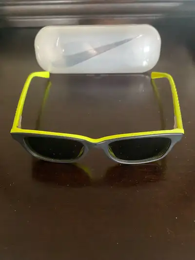 All brand name frames ,sunglasses and swim goggles for kids age 6-16 pls contact me for details