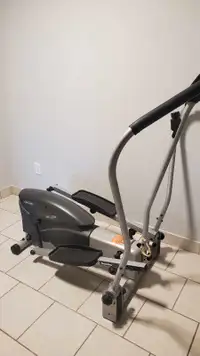 Elliptical fitness machine 