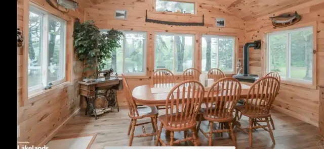 3 bedroom cottage waterfront cottage for rent in Ontario in Canada - Image 9
