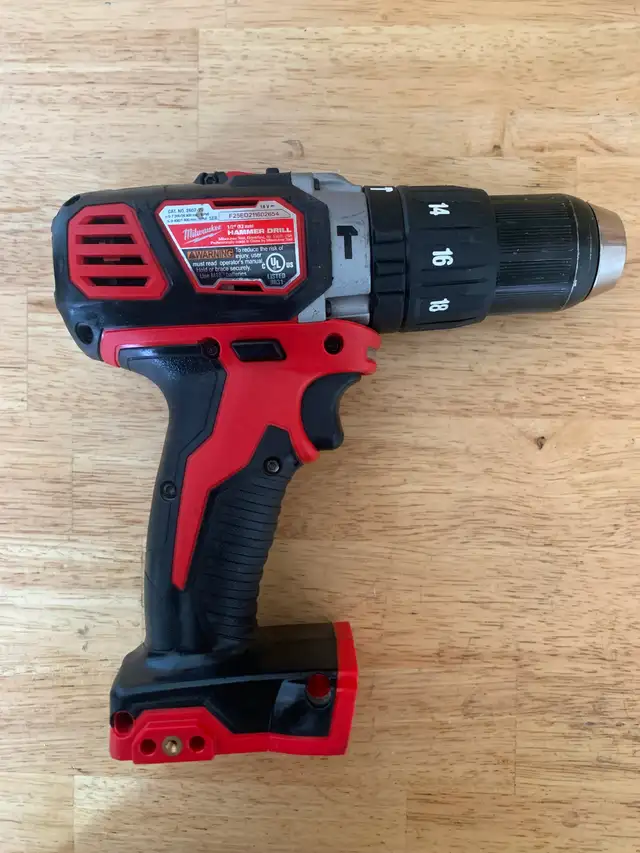 M18 Hammer Drill Driver, 2Sd, 5 year Warranty. BNIB Sells $225 in Power Tools in Barrie - Image 5