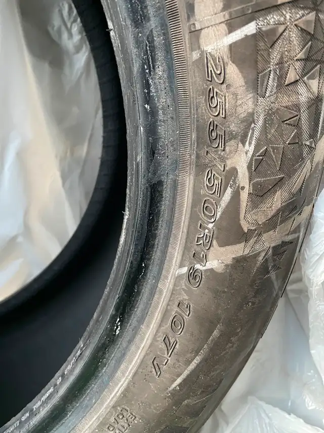 Nexen winguard sport 2  SUV winter tires in Tires & Rims in Mississauga / Peel Region - Image 3