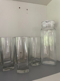 Water glasses with jug
