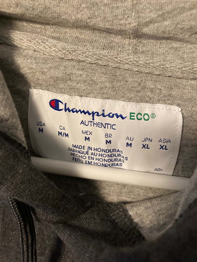 Champion Hoodie  (M)  in Men's in City of Halifax - Image 3