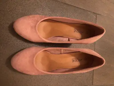 Ardene Shoes for women - NEW size 8, View more