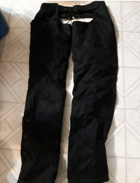 Woman's Chaps Size Small