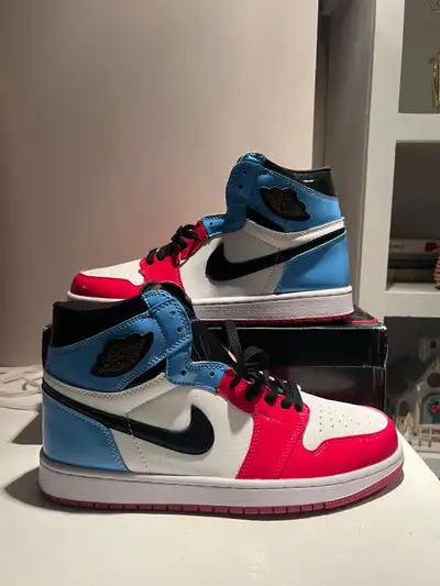 Brand new U,A Jordan 4 SIZE 11 Comes with Box No trades DM me fair offers, no low balls Will deliver...